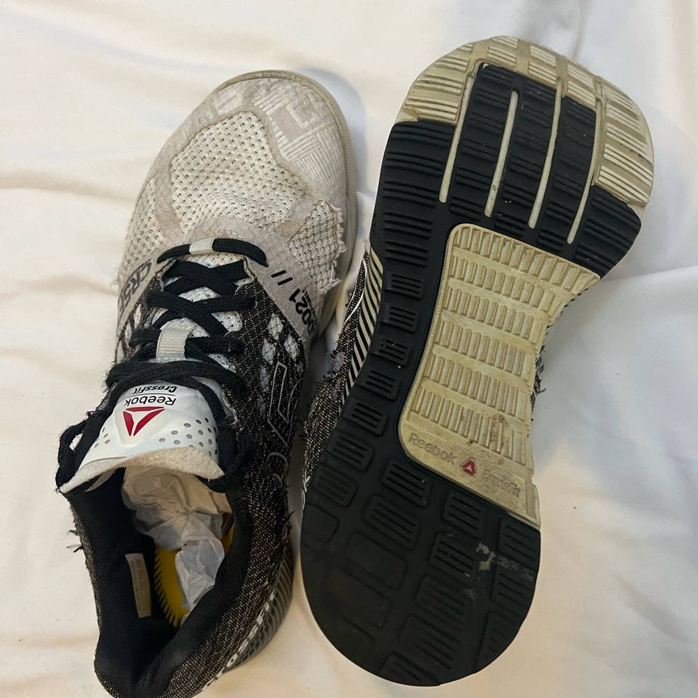 CrossFit Nanos size 7.5 Gym trainers